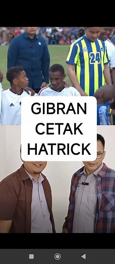 97K views · 1K reactions | Gibran cetak 3 gol saat main bola bareng anak papua. 藍 #gibranrakabuming #papua #cetakgol #puskasaward #teraskomedi | Teko Teras Komedi | Facebook