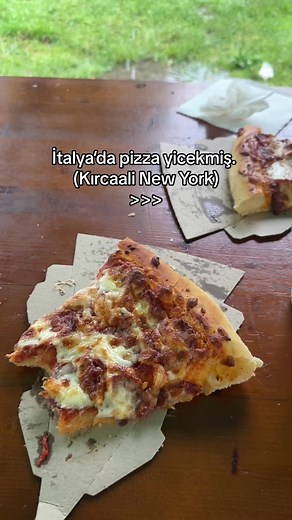 Italian Influence in Kırcaali: New York Pizza
