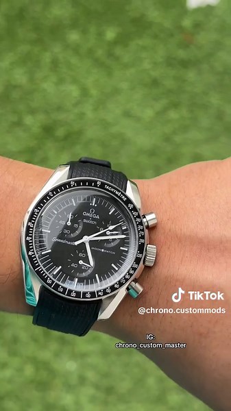 Modificación del Omega SpeedMaster MoonSwatch