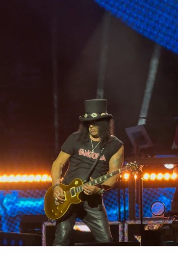 Guns N' Roses Live at Strawberry Arena 2025