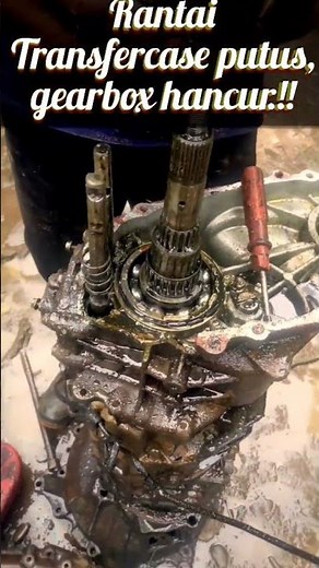 The ford ranger transfer case is badly damaged #gearbox #shorts #shortvideo ‪@Ljjm894‬