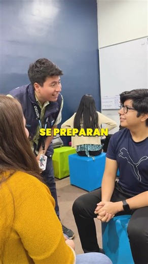 En Direct English Apopa, preparamos a nuestros estudiantes para obtener un empleo full inglés con TELUS Digital. 💼🔥 Confianza, práctica y acompañamiento… así es como avanzan hacia nuevas oportunidades. Hoy ellos dieron un gran paso. ¿Y tú? ¿Qué esperas para dar el tuyo? 🩵😱 Inscríbete a Direct English y comienza a transformar tu futuro desde hoy. | Direct English