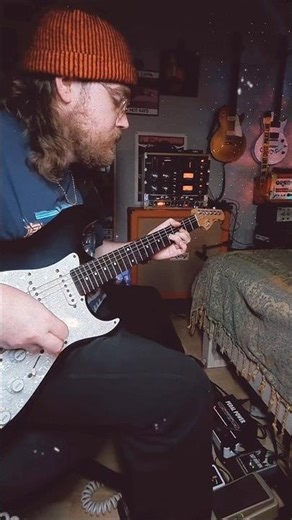 two notes revolte preamp (crunch) #guitar #stratocaster #twonotes