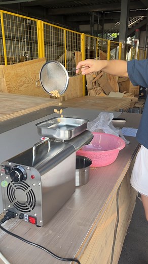 255K views · 2.8K reactions | Small oil press.#backbone #oil | Mini Rice Mill Machine | Facebook