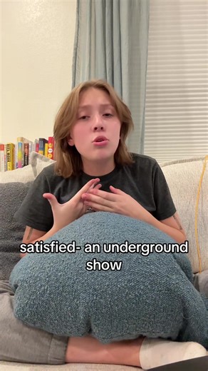 pretend like i didn’t just post and delete 2 seconds ago… IN HONOR OF HAMILTON BEING ON THE BIG SCREEN LETS GO #hamilton #satisfied #singing #fyp @Hamilton