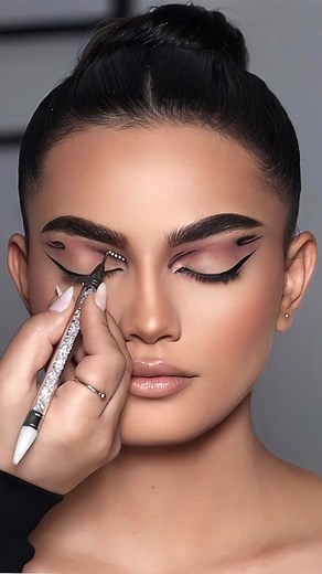 23K views · 1.1K reactions | Let’s take Makeup glam to the next level...