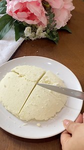 Ricotta Maison avec seulement 2 ingrédients 2 litres de lait frais Vinaigre blanc #ricotta #yummy #recette #ricotta #easy #recette #cuisine_maison #yummy #recette_facile #rigoutta | Cheima s corner