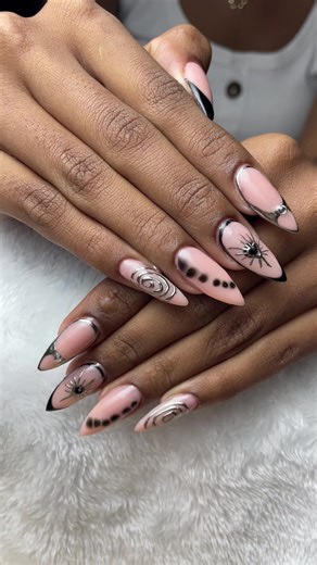 Arte en la punta de mis dedos #parati #fyp #uñas #viral @Brey