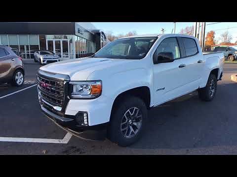 2022 GMC Canyon AT4 w/Leather 2.8L Duramax Turbodiesel 4D Crew Cab 6-Speed Automatic Summit White