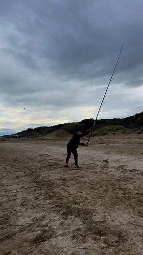 5.2K views · 45 reactions | Pendulum cast slow Motion #slowmotion #pendulumcast #fishing #surfcasting #longcasting #pesca #fishingtrip #fishinglife #biagiomorra #casting #reel | Biagio MORRA | Facebook