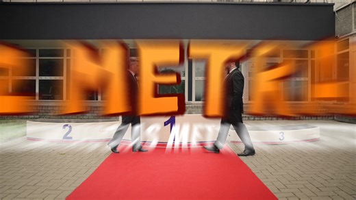 ⭐️Linksmiausias metų koncertinis turas visoje Lietuvoje! ⭐️ Nuotaikingas ir be abejonės didelę juoko dozę užtikrinsiantis duetas – dainininkas, tenoras Deivis Norvilas ir operos solistas, tenoras Rafailas Karpis. Ateinantį rudenį, pristatydami naują projektą šmaikščiu pavadinimu „2 METRAI“, atlikėjai susitiks su klausytojais net šešiolikoje Lietuvos miestų ir užtikrina, kad tai bus linksmiausias matytas metų pasirodymas. | Pepper Live - muzikiniai projektai