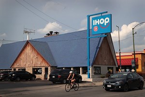 Free Pancakes At Illinois IHOP Locations Today