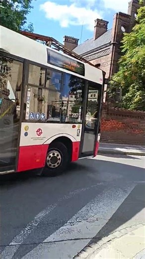 odjezd linky 148 ze zastávky dětská nemocnice Karlov