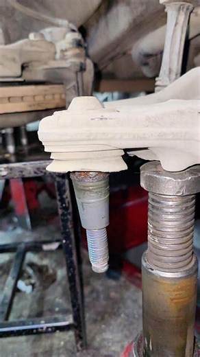 Change wheel Ball joint noise GMC #auto #mechanic | Machanical Tricks