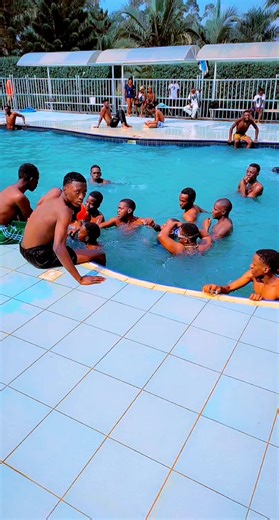 #AfricanSports #prettygirls #swimmingpool #poolparty🤩 #poolparty #poolday #prettygirl