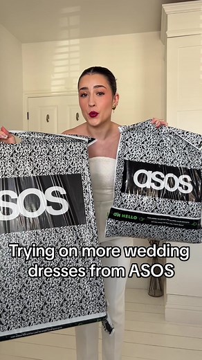 Disappointing ASOS Wedding Dress Try-On Experience
