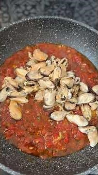 Mediterranean Mussels in Tomato SauceEasy & Delicious