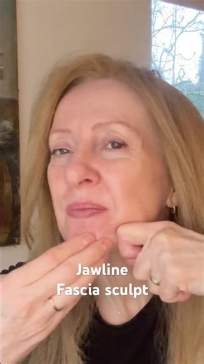 The ONE Point: Fascia Bone-Scrub for a Sculpted Jawline #TheFasciaLiftMethod #MandibleRelease 🌿