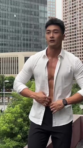 筋肉男子のトレーニング法と魅力