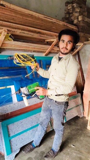 Noshad Ansari on Instagram: "🔨Carpenter ✅bhaiyo 👍follow karo . . .#trending #carpentry #viral #reelsinstagram"
