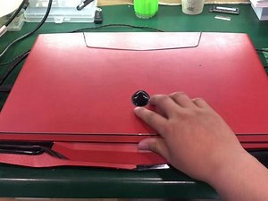 外星人r12机箱加固态硬盘教程