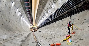 Huge tunnel borer Bertha stopped by simple steel pipe in Seattle