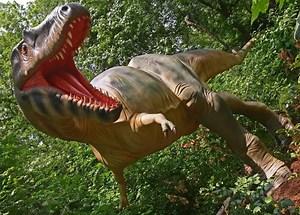 Dinosaurs draw visitors to Museum of  Life and Science