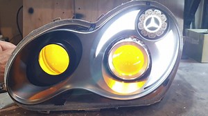 Mercedes C320 (W203) Headlight Design