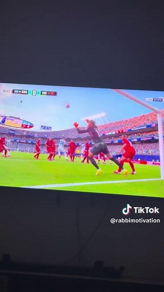ভাই এটা গোল হয় নাই গোল্লা ক্যানসেল কইরা দেন আল্লাহর রাস্তায় 🤦‍♂️🙏😜🇦🇷💪🫶🔥 #rabbi#reelsviral#fylage#viralreels#shorts-reels