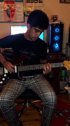 Learn How to Play Dark Red by Steve Lacy on Guitar