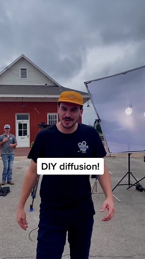 How to make your own 6x6 diffusion 🎬🎥 #filmmakingtip #diyfilmmaking #cinematography #videography
