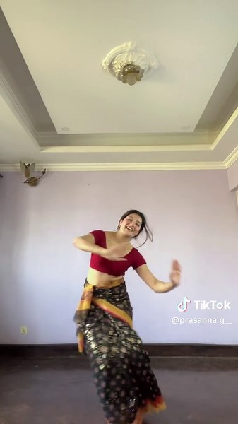 Kafalge Di Kuttukai Dance | Nepali Traditional Song
