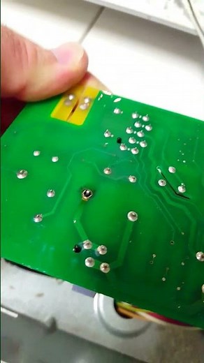 Whirlpool Cabrio Dryer showing F1 error when starting. Part 1