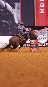 SEIS MARTINIS—by Tres Seis—and Dacota Monk punch their ticket to the Saturday’s @lindnershowfeeds Futurity Finale and take the #1 spot in Round 1 of the Futurity Semi-Finals with a smoking 15.348! 💨💨💨 #breederschallenge #finale #barrelhorse #barrelracing | The Breeders Challenge