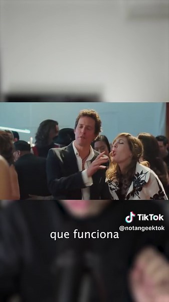 DÍA 9 DE 14 DÍAS DE COMEDIAS ROMÁNTICAS (que sí son buenas): Music and Lyrics (2007) disponible en plataformas digitales #filmtok #recomendacionesdepeliculas #cinetok #cinefilo