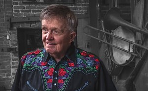Exclusive: Bill Anderson Unveils “Old Things New” Track by Track Video
