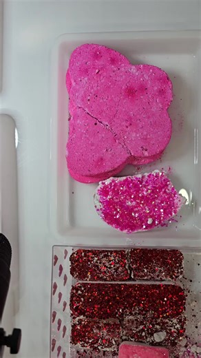 Part 1 Tuesday- Broken Hearts Crush 💔💖💝 4 part crush 🫶💓 My reforms were so soft. I broke almost everything. It did not make a difference, to me. I loved the soft texture. It was just the palate cleanser crush I needed. I have been a tad busy and away for a month, dropping exactly 2 crushes. I would love to do a crush every day, but life. So my goal, for me, and my sanity is a few a week. I'm dropping the full video to YT. TT platform has been very different lately. I see so many saying, vid