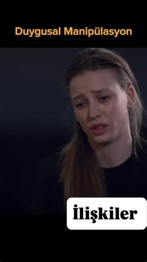 Psikolog& Aile Danışmanı Sude Cemre Özkul | İZMİR ALSANCAK on Instagram: "İlişkilerde Duygusal Manipülasyon Bazen bir ilişkide kendinizi sürekli suçlu, yetersiz ya da kafası karışmış hissediyorsanız… Bu bir “iletişim problemi” değil, duygusal manipülasyon olabilir. 🔹 Duygularınız küçümseniyorsa 🔹 “Çok abartıyorsun” denilerek hisleriniz geçersizleştiriliyorsa 🔹 Sürekli kendinizi açıklamak zorunda kalıyorsanız 🔹 Karşı tarafın hatalarında bile siz özür diliyorsanız Burada sevgi değil, kontrol v