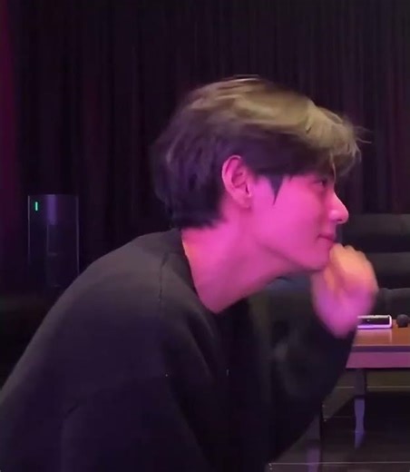 #taehyung his side profile❤️‍🔥❤️‍🔥 #bts #shorts #viral