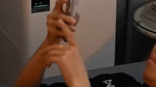 告别干燥无雾困扰，加湿器新品性价比超王！五种抑菌技术安心又省心，守护整晚湿润呼吸，居家使用更舒适。