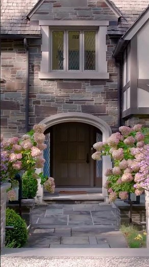 This majestic Berkshire estate brings together castle-like privacy and resort-style living