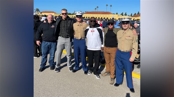 This man finished Marine boot camp without his late father by his side. Watch how his dad’s spirit prevailed at graduation. #militarykind | Humankind