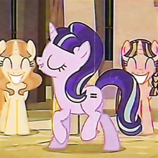#STARLIGHTGLIMMER no tengo idea de los créditos #starlightglimmer #mylittlepony #communism #viral