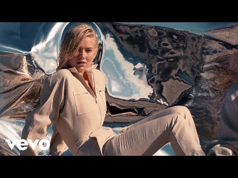 Astrid S - Obsessed (Official Lyric Video)