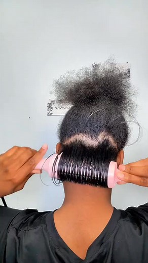 2.8K views | Say “goodbye” to frizz, flat roots & bulky blow-dryers! The Hairstrait™ Blowout Brush offers: ✔ Salon blowout in minutes ✔ Ionic shine with gentle, even heat ✔ 5 heat settings + snag-free bristles ✔ Lifts, smooths & shapes with a 1.5" barrel ✔ Lightweight, quiet & travel-friendly  Get your bouncy, glossy blowout now - simple, fast & safe! | Hairstrait | Facebook