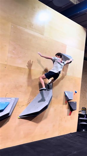 Mastering Momentum in Climbing: Techniques Revealed