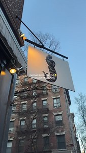 $1.50 oysters daily from 4.30 to 6pm 🦪🍹 @themermaidnyc 📍89 MacDougal St, West Village 🎥: @girliesgrubs #newyorklocals | New York Locals