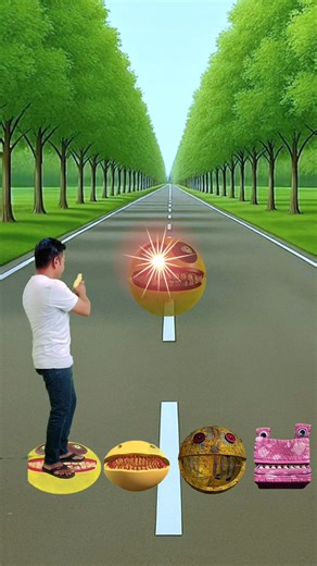 wait she jump on new colour monster Pac-Man vs new Big monster Pac-Man #shorts #youtubeshorts