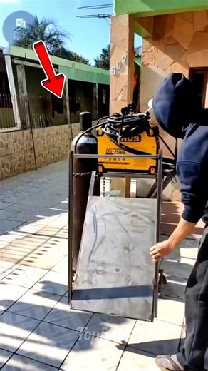 Brilliant Workbench Design That Saves Space! 😱 #shorts