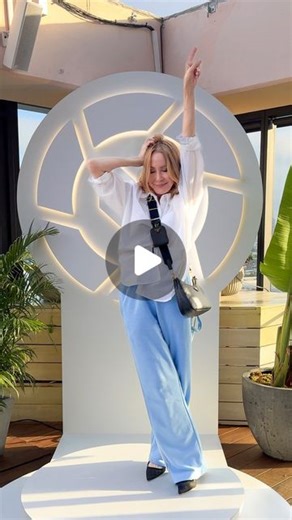 Lisa Breckenridge on Instagram: "GRWM: The invite said to come in your best athleisure look and here’s my interpretation: cozy sweatpants, oversized white shirt buttoned origami style, black mesh kitten heels, jewelry & and cool bag! Thanks for having me @shop.ltk & @ltk.hq for the coziest happy hour🥂 - Follow my shop @lisabreckenridge to shop this post and get my exclusive app-only content. https://liketk.it/4IrKt"